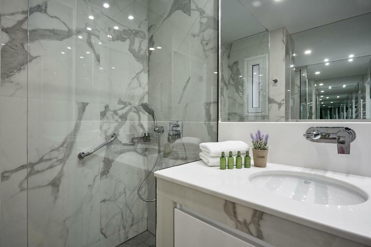Luxurious Spacious Apt Next To Hilton Hotel Athen Eksteriør billede