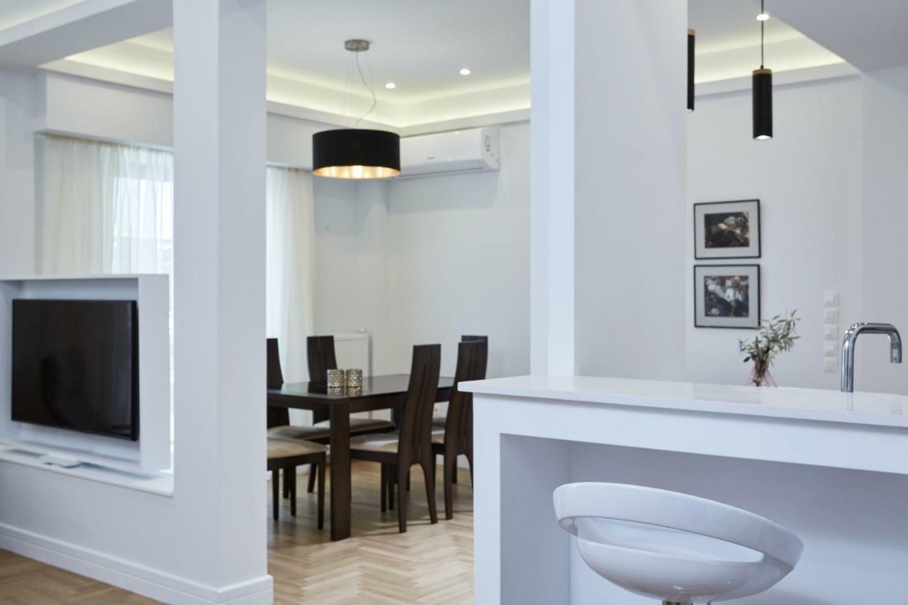 Luxurious Spacious Apt Next To Hilton Hotel Athen Eksteriør billede